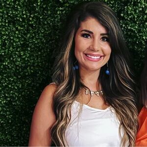 Meet your Posher, Haley